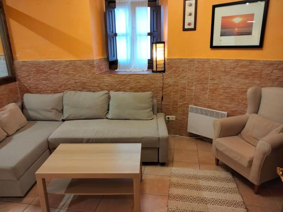 La Casina Roja - Santolaya De Cabranes Villa Arboleya Dış mekan fotoğraf