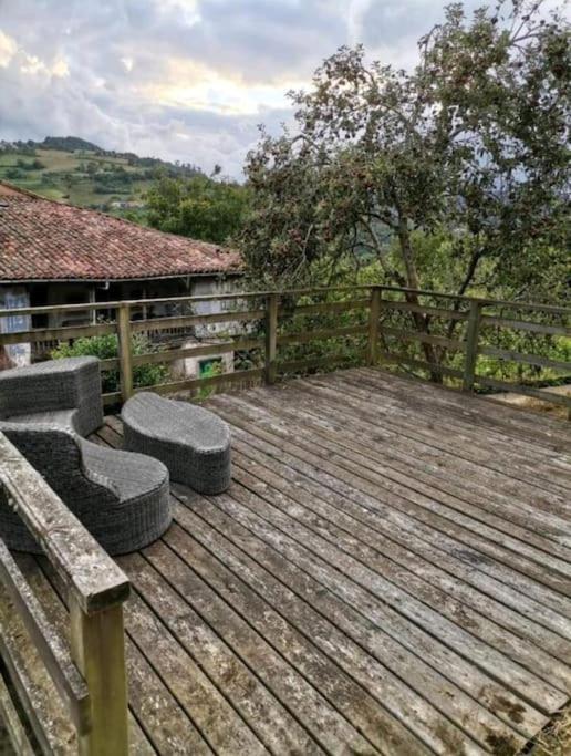 La Casina Roja - Santolaya De Cabranes Villa Arboleya Dış mekan fotoğraf